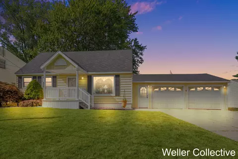 331 Netherfield St NW, Comstock Park, MI 49321