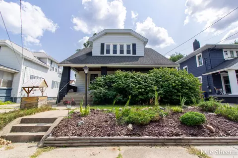 1524 Fremont Ave NW, Grand Rapids, MI 49504