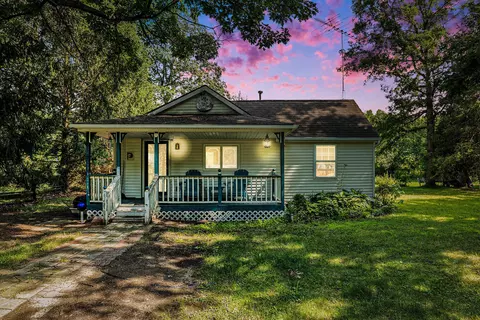 11986 183rd Ave, Big Rapids, MI 49307