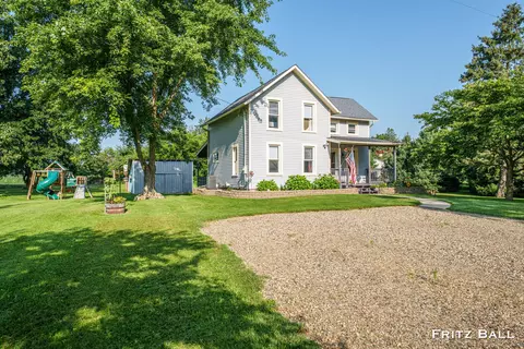 8415 18 12 Mile Rd, Marshall, MI 49068