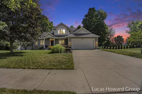 4516 Rumley Ct SW, Grandville, MI 49418