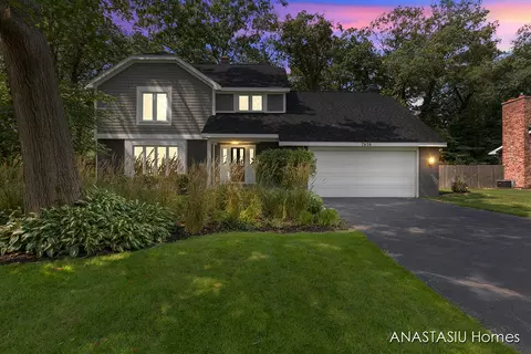 7636 Woodvale St SE, Grand Rapids, MI 49546