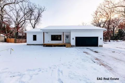 483 W Kenwood Rd, Twin Lake, MI 49457