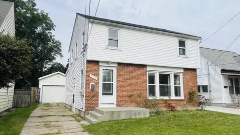1915 Galewood Ave SW, Wyoming, MI 49509