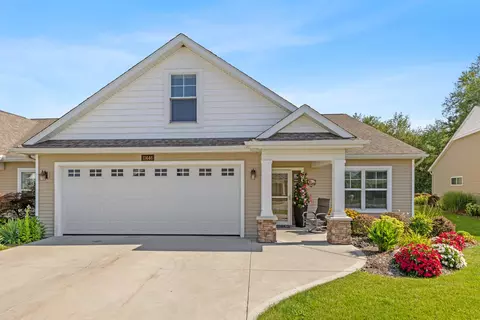 11446 S Lake Dr #130, Holland, MI 49424