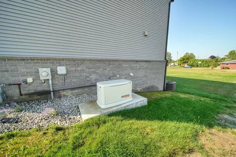272 Willowbridge, Dundee, MI 48131 photo 50