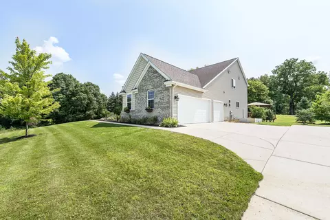 Exterior - 5764 Libby Ct, Dexter, MI 48130 photo 12 of 18