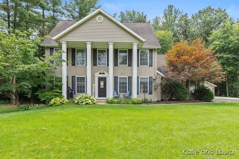 500 Old School Forest Ln, Sparta, MI 49345