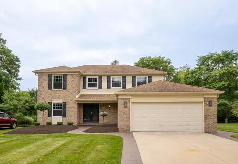 719 Dunedin Dr, Rochester Hills, MI 48309