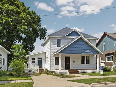 513 E River St, Cadillac, MI 49601