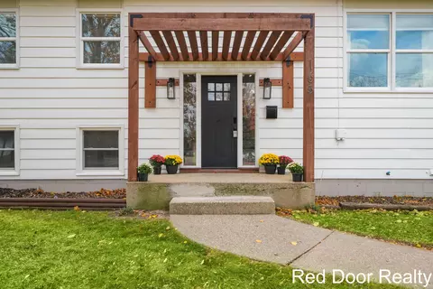165 White St, Sparta, MI 49345