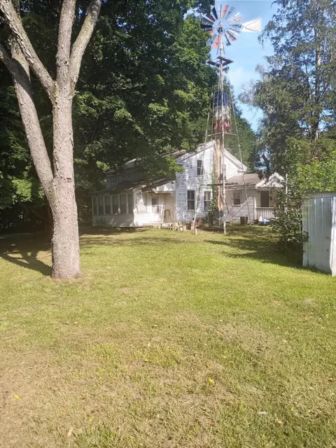 2997 Old Allegan Road Rd, Fennville, MI 49408