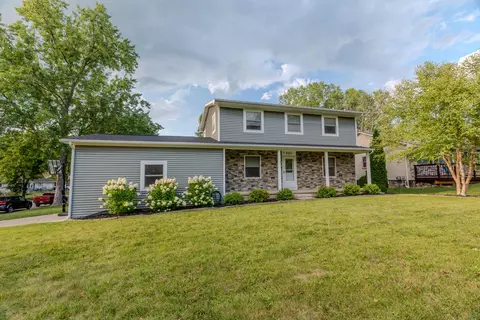 301 Marion St, Clinton, MI 49236