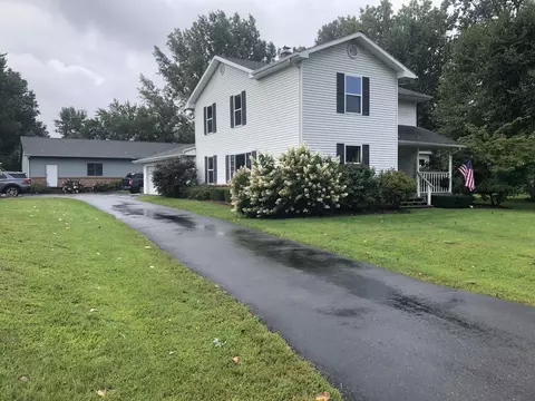 5602 Wilson Rd, Coloma, MI 49038
