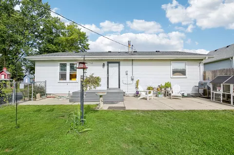 1029 Bashaw St, Monroe, MI 48161 photo 3