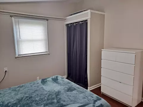 2012 Hoeft Dr, Commerce Twp, MI 48390 photo 14