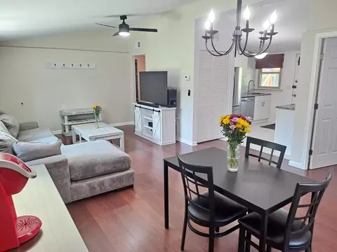 2012 Hoeft Dr, Commerce Twp, MI 48390 photo 5