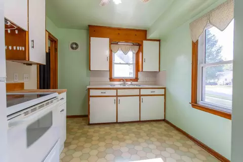 409 Center Dr, Tecumseh, MI 49286 photo 10
