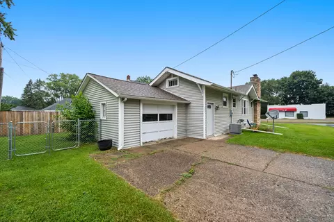 207 E Mcdevitt Ave, Jackson, MI 49203 photo 38