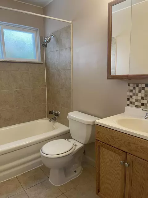 8090 Robert St, Taylor, MI 48180 photo 7