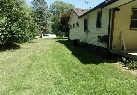 8230 Cogswell St, Romulus, MI 48174 photo 6
