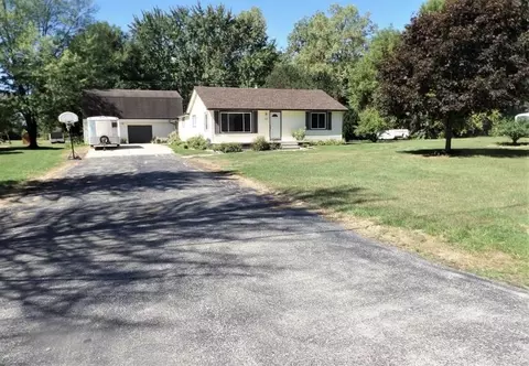 8230 Cogswell St, Romulus, MI 48174