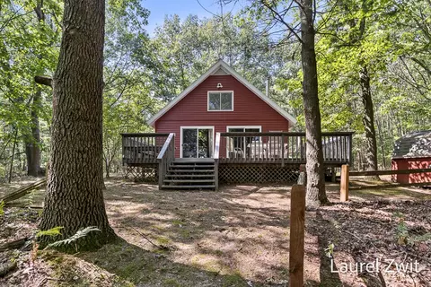 8020 W Stonycroft Rd, Shelby, MI 49455