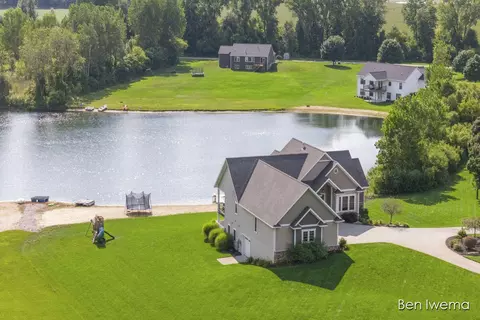 1866 Sunset Dr, Dorr, MI 49323 photo 41