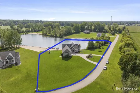 1866 Sunset Dr, Dorr, MI 49323 photo 4