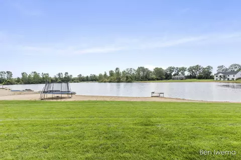 1866 Sunset Dr, Dorr, MI 49323 photo 43