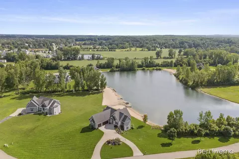 1866 Sunset Dr, Dorr, MI 49323 photo 5