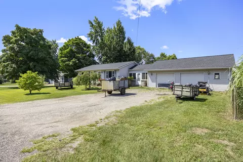 4196 Ranchero Dr, Dorr, MI 49323