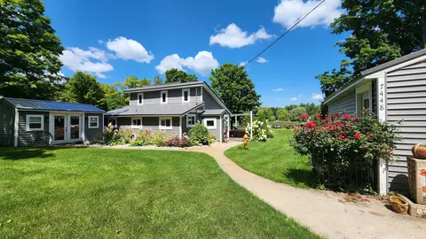 7448 Birch St, Hesperia, MI 49421