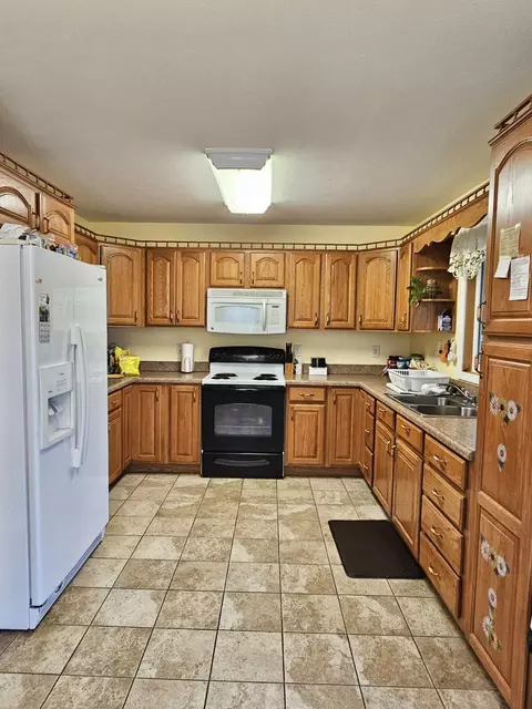 6590 E Berrien St, Eau Claire, MI 49111 photo 21