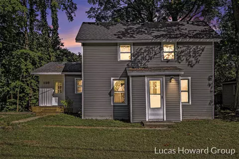 128 Linn St, Allegan, MI 49010