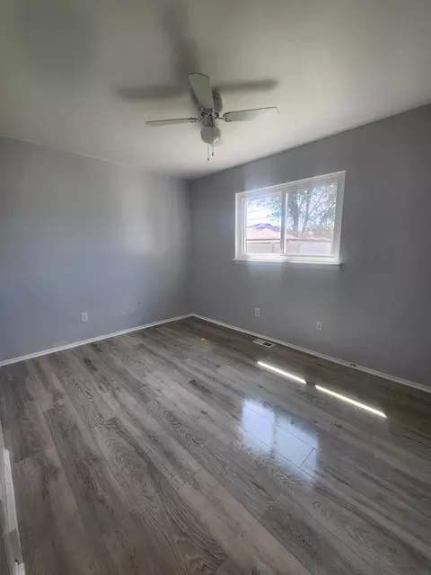9354 Lisa St, Romulus, MI 48174 photo 9