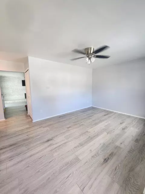 9354 Lisa St, Romulus, MI 48174 photo 6