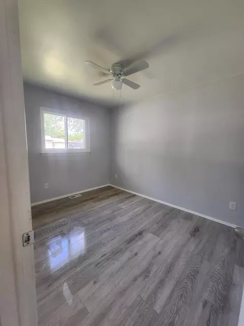 9354 Lisa St, Romulus, MI 48174 photo 13
