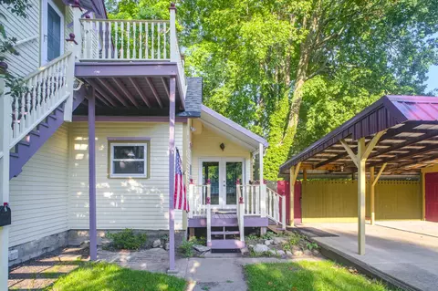 339 W Bridge St, Plainwell, MI 49080 photo 9