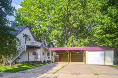 339 W Bridge St, Plainwell, MI 49080 photo 10