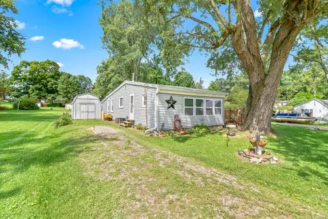 7590 Kathleen Dr, Reading, MI 49274 photo 2