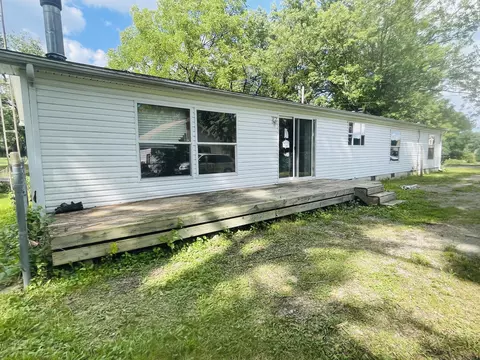 1702 Munith Rd, Jackson, MI 49201 photo 2