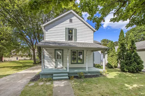1355 Regent St, Niles, MI 49120