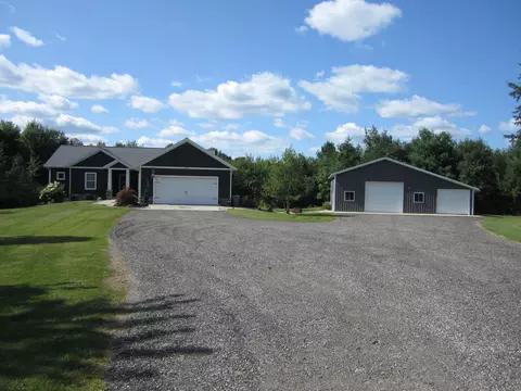 5127 Blackmer Rd, Ravenna, MI 49451