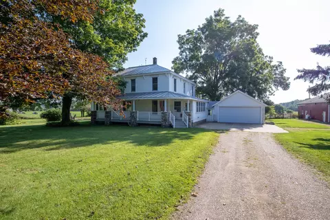 4315 5th St, Caledonia, MI 49316