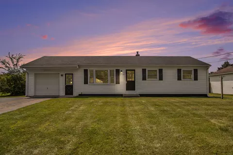 2429 Mapleview Ave, Portage, MI 49024