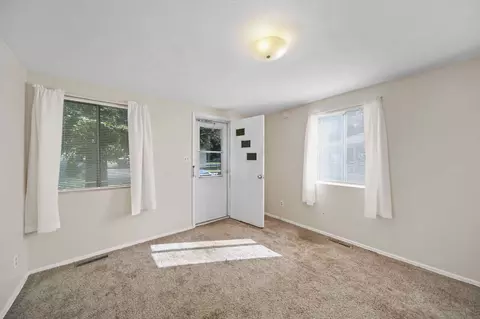 413 Quarry St, Jackson, MI 49201 photo 13
