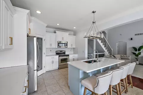 49841 Golden Gate Dr, Macomb, MI 48044 photo 11