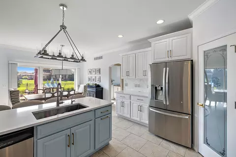 49841 Golden Gate Dr, Macomb, MI 48044 photo 10