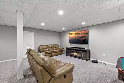 49841 Golden Gate Dr, Macomb, MI 48044 photo 21